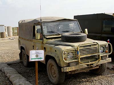 A damaged car in the parking lot of the Czech base in Basra, photo: www.army.cz