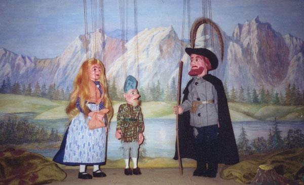 Goldhärchen mit dem Zwerg und Rübezahl (Foto: www.ew-passau.de)