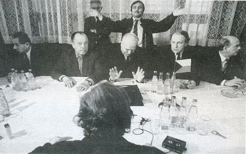 Las primeras negociaciones de la oposición con el Gobierno, foto: Pavel Štecha
