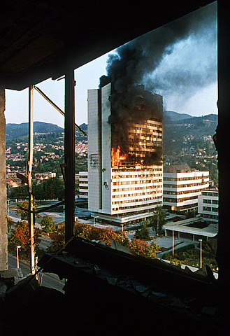 Sarajevo in 1992, photo: Mikhail Evstafiev, Wikipedia