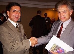Luis Fernando Sanabri y Štěpán Zajac, foto: www.mzv.cz