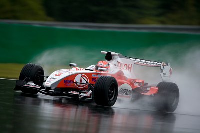 Josef Král bajo la lluvia en el GP de la República Checa de Fórmula Master en Brno