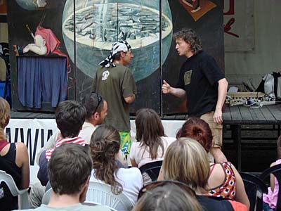 Photo: www.divadlo.cz/bal