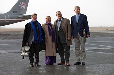 Misión pacífica de la UE que buscaba solucionar el conflicto bélico en Gaza: Bernard Kouchner, Benita Ferrero-Waldner, Karel Schwarzenberg y Carl Bildt (de izquierda). Foto: www.eu2009.cz