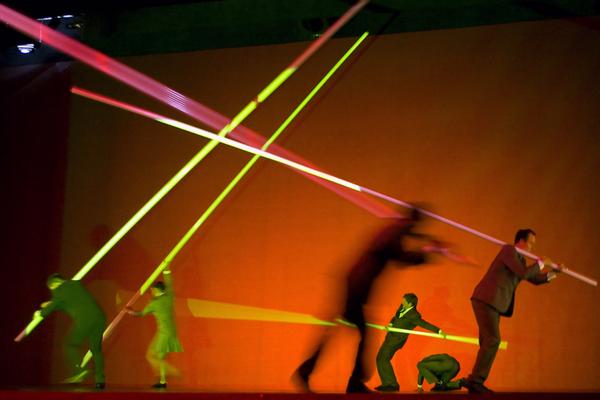 Obra de teatro en el Neofestival en Mercat de les Flors de Barcelona
