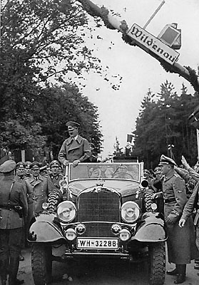 Hitler vjíždí do Československa, rok 1938