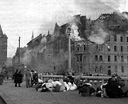Годовщина "случайной" бомбардировки Праги