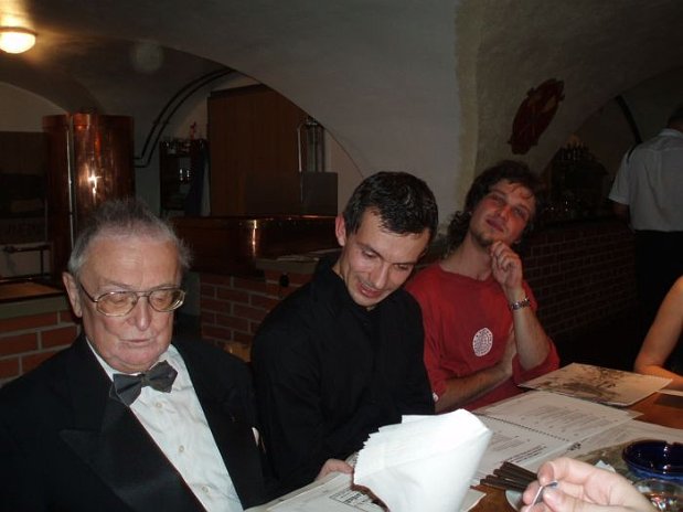 Čestmír Stašek (links)