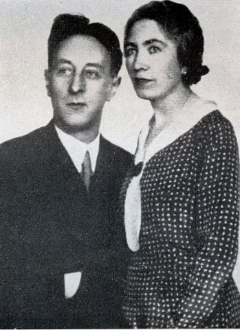 El matrimonio Martinů el día de la boda