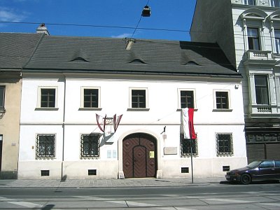Schubert's birthplace in Vienna, photo: Andreas Praefcke, Wikimedia, GNU License