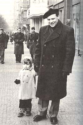 Artur Radvansky mit seiner Tochter Anna 1950