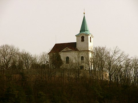 L’église Saint-Mathieu à Dejvice