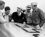 Zleva: C. Millikan, M. Summerfield, Theodor von Kármán, Frank Malina a H. Boushey, foto: NASA/JPL Zleva: C. Millikan, M. Summerfield, Theodor von Kármán, Frank Malina a H. Boushey, foto: NASA/JPL