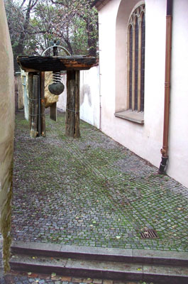 The virtual model of 'Three Gates' in Malá Pinkasová street