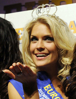 Dominika Hužvárová