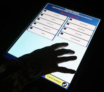 In France, voting machines will be used for the first time for a presidential vote