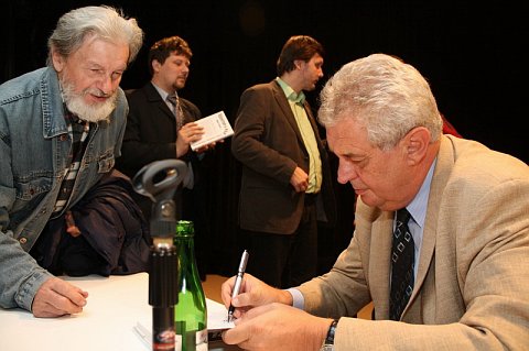 Miloš Zeman při besedě s veřejností