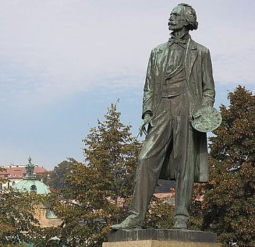 Памятник Йозефу Манесу