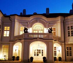 Pachta Palace