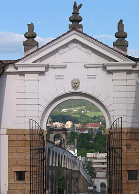 Děčínský zámek