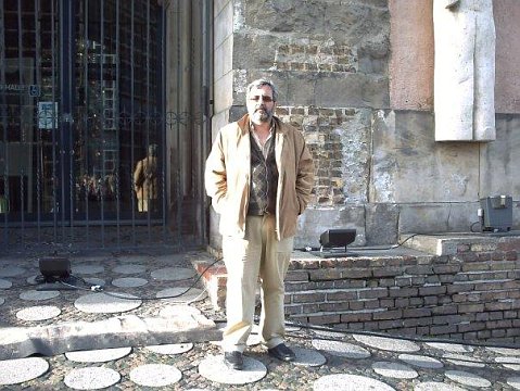 Xavier Frías