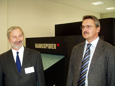 Oldřich Jirsák a Ladislav Mareš u Nanospideru, foto: autor