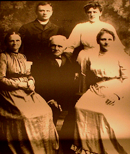 Tomáš Krýza mit Familie 
