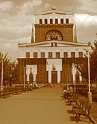 Площадь Иржи из Подебрад, храм Святейшего Сердца Господня (Фото: Кристина Макова, Чешское радио - Радио Прага)