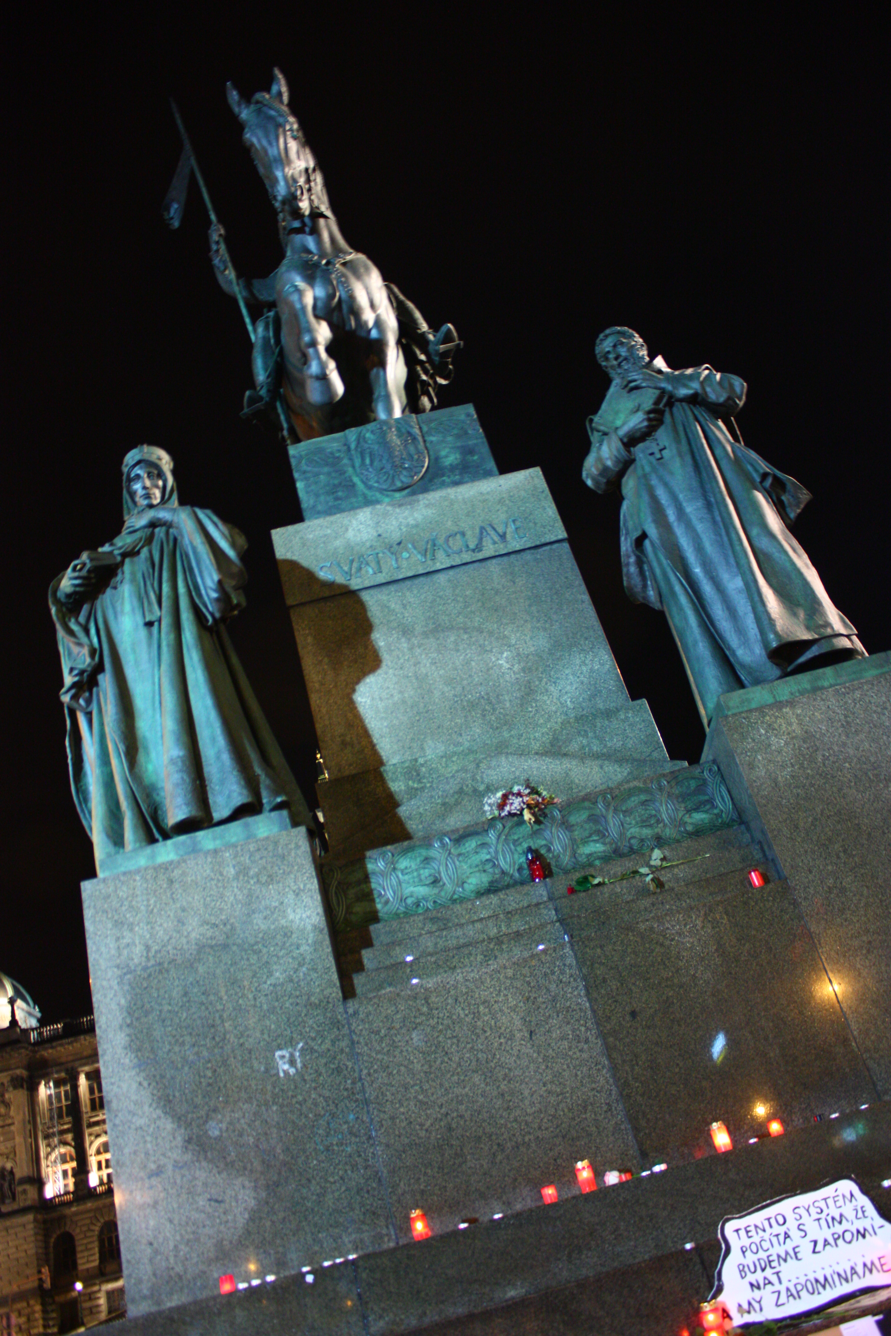 Wenzelsplatz am 17. November 2009 (Foto: Štěpánka Budková)