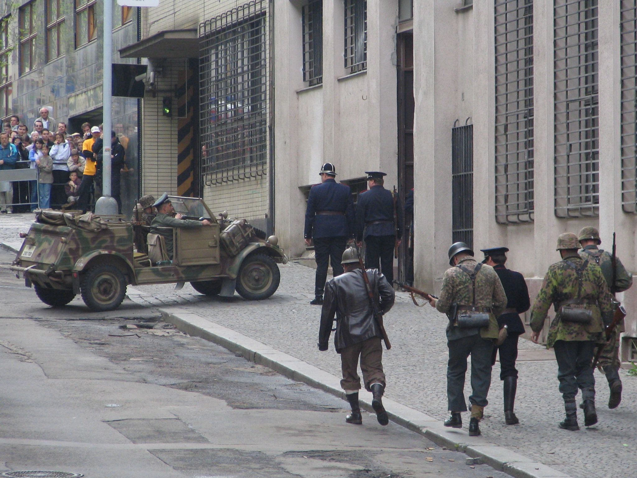 Reenactment of 'Battle for Czech Radio', photo: Stepanka Budkova