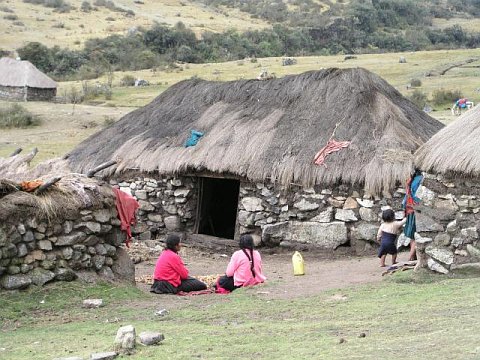 Viviendas tradicionales en Q'eros