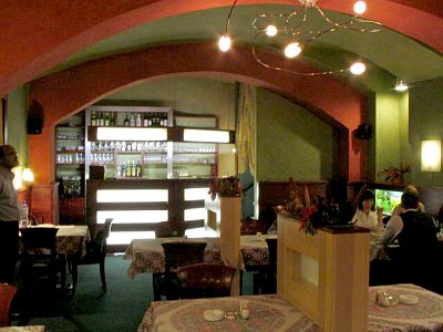 Photo: www.pakistani-restaurant-mailsi.eu