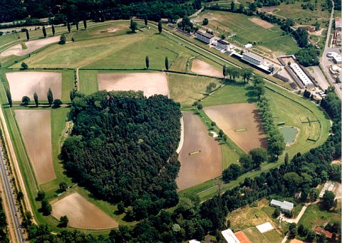 Photo: www.pardubice-racecourse.cz