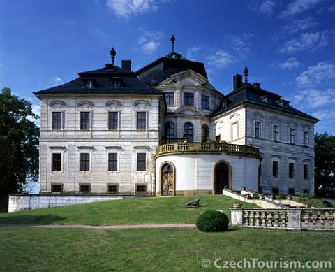 Zámek Karlova Koruna, foto: CzechTourism