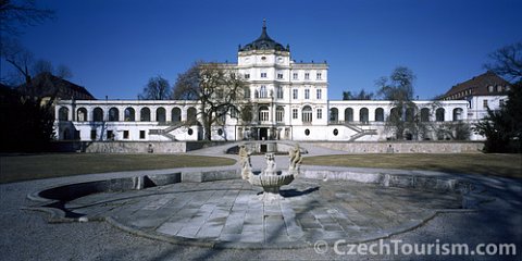 Le château de Ploskovice, photo: CzechTourisme