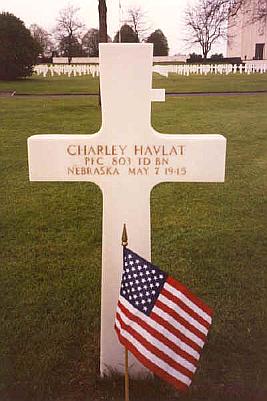 Charles Havlat's grave in France