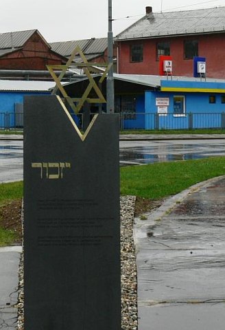 Monumento a la primera deportación de judíos europeos en Ostrava