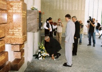 Památný den romského holocaustu v Banské Bystrici (Foto: In minorita, www.romaholocaust.sk)