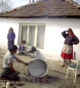 Romové v Bulharsku (Foto: http://www.chambersz.com/tehnitari)