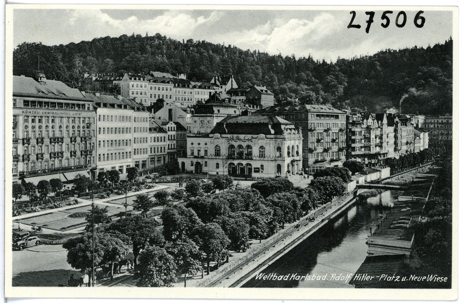 La place Adolf Hitler à Karlovy Vary, 1939, photo: Brück ' Sohn Kunstverlag Meißen, CC BY-SA 3.0