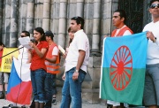 Demonstrace Romů a jejich přátel v Karlíně (Foto: Petr Axmann)