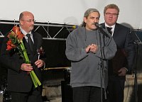 František Kostlán (u mikrofonu) při přebírání Ceny Gypsy Spirit (Foto: Kristýna Maková)