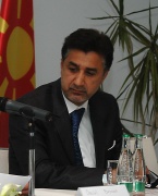 Nezdet Mustafa - makedonský ministr bez portfeje (Foto: Jana Šustová)