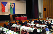 Celostátní konference Mezinárodní romské unie v Praze (Foto: Jana Šustová)