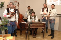 Cimbálová muzika Kubíci v Muzeu romské kultury (Foto: Jana Šustová)