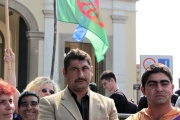 Demonstrace slovenských Romů před parlamentem v Bratislavě (Foto: Vojtěch  Berger)