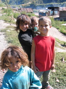 Děti v romské osadě