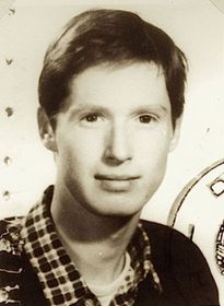 18-летний Гартмут Таутц, погибший на границе ЧССР с Австрией в 1986 г., фото: Archiv ÚPN Bratislava 18-летний Гартмут Таутц, погибший на границе ЧССР с Австрией в 1986 г., фото: Archiv ÚPN Bratislava