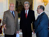 Václav Klaus, Nikiforos Diamandouros, Otakar Motejl (left to right), photo: CTK