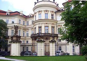 Лобковицкий дворец, резиденция посольства ФРГ